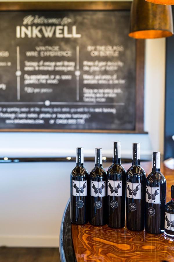 Hotel California Road At Inkwell Wines 맥클라렌베일 외부 사진